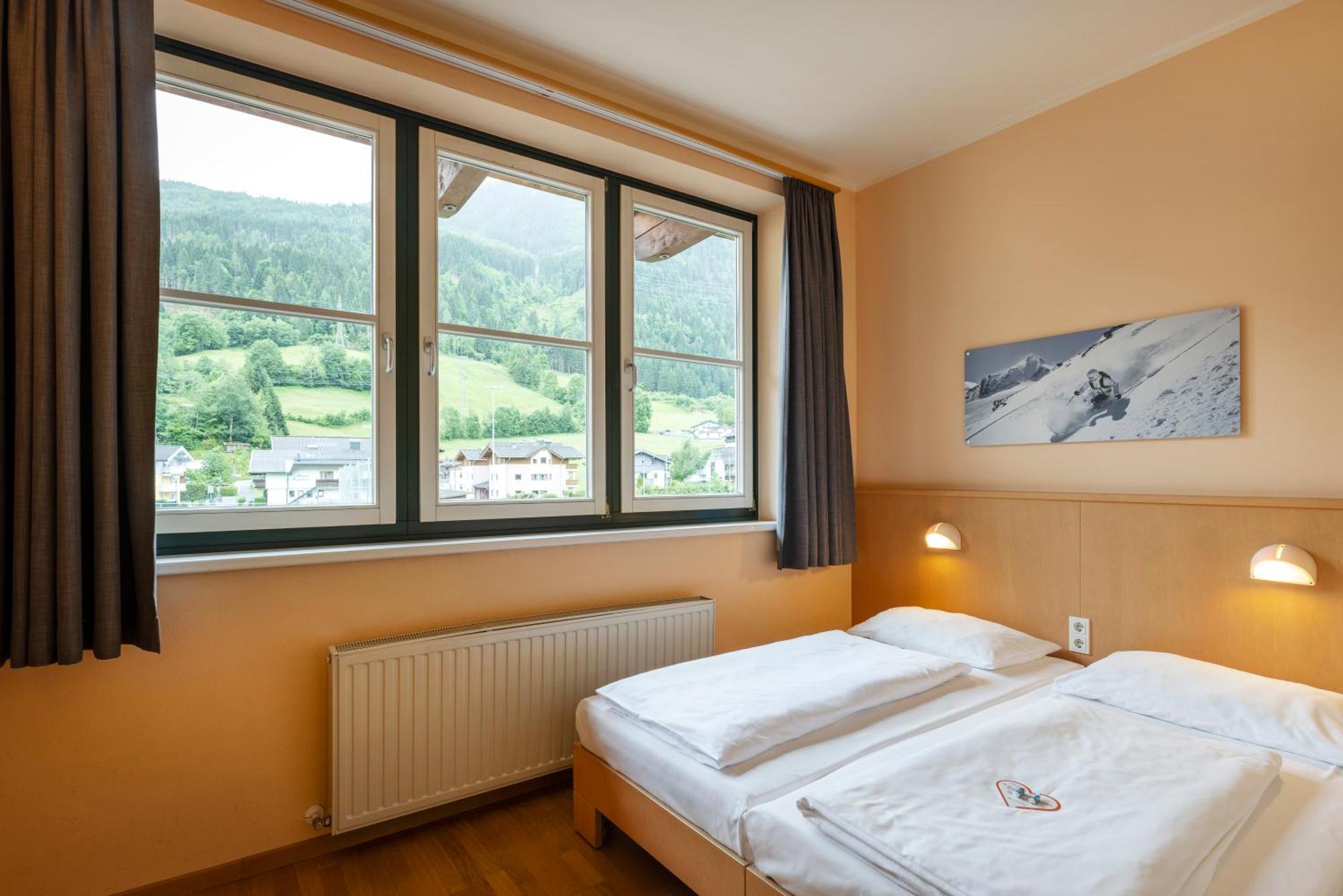 Jufa Hotel Kaprun - Summercard Included Esterno foto